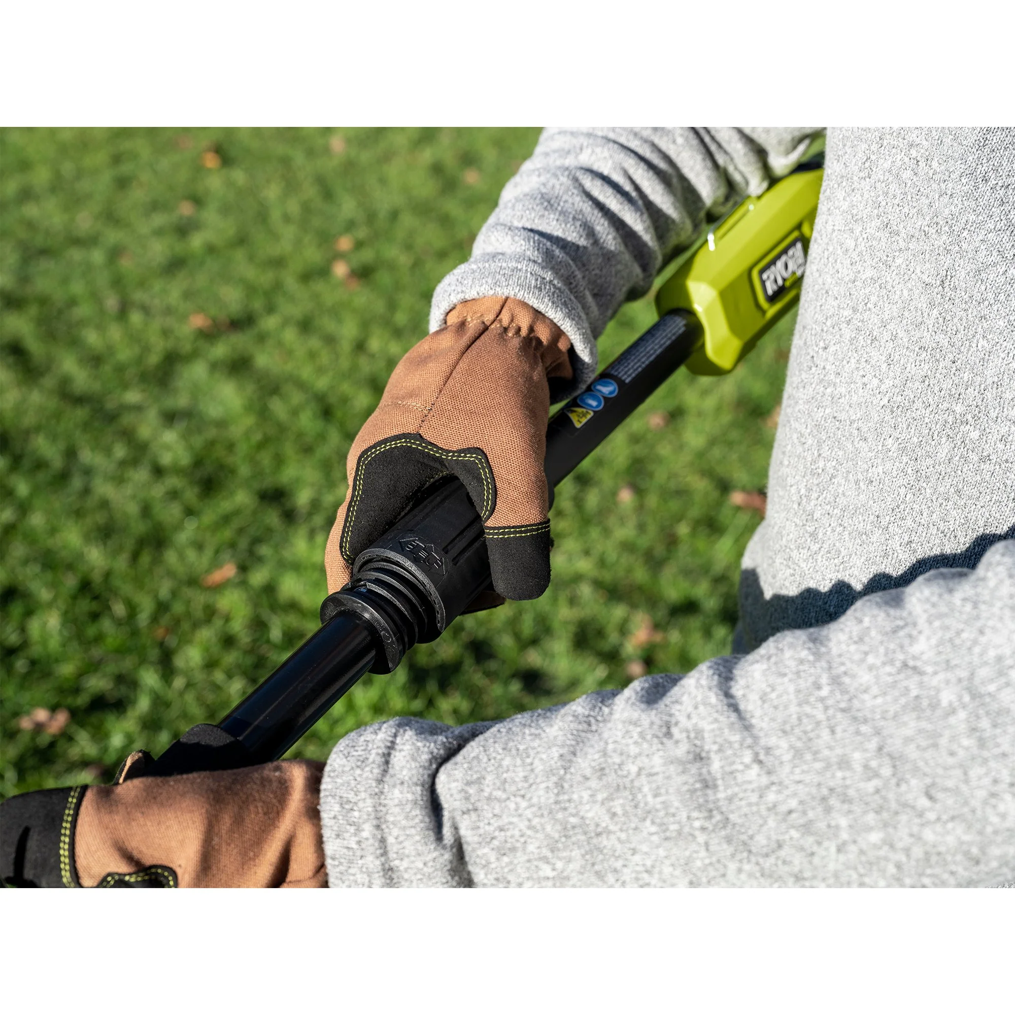 18V ONE+ HP Brushless WHISPER Series 8" Pole Saw Kit - Image 5