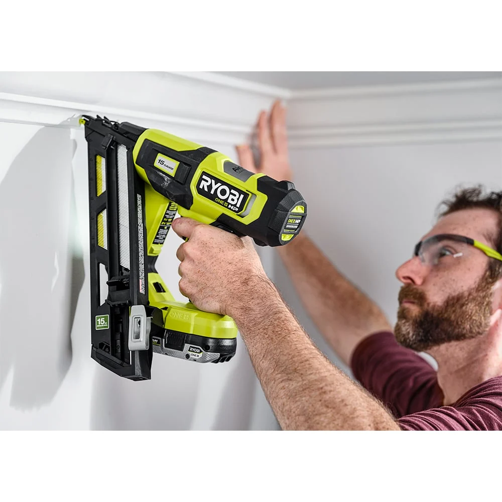 18V ONE+ HP Brushless 15GA Angled Finish Nailer - Image 3