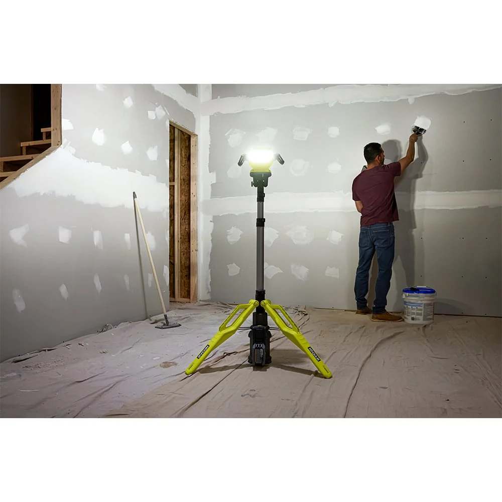 18V ONE+ TriPOWER Tripod LED Light - Image 3