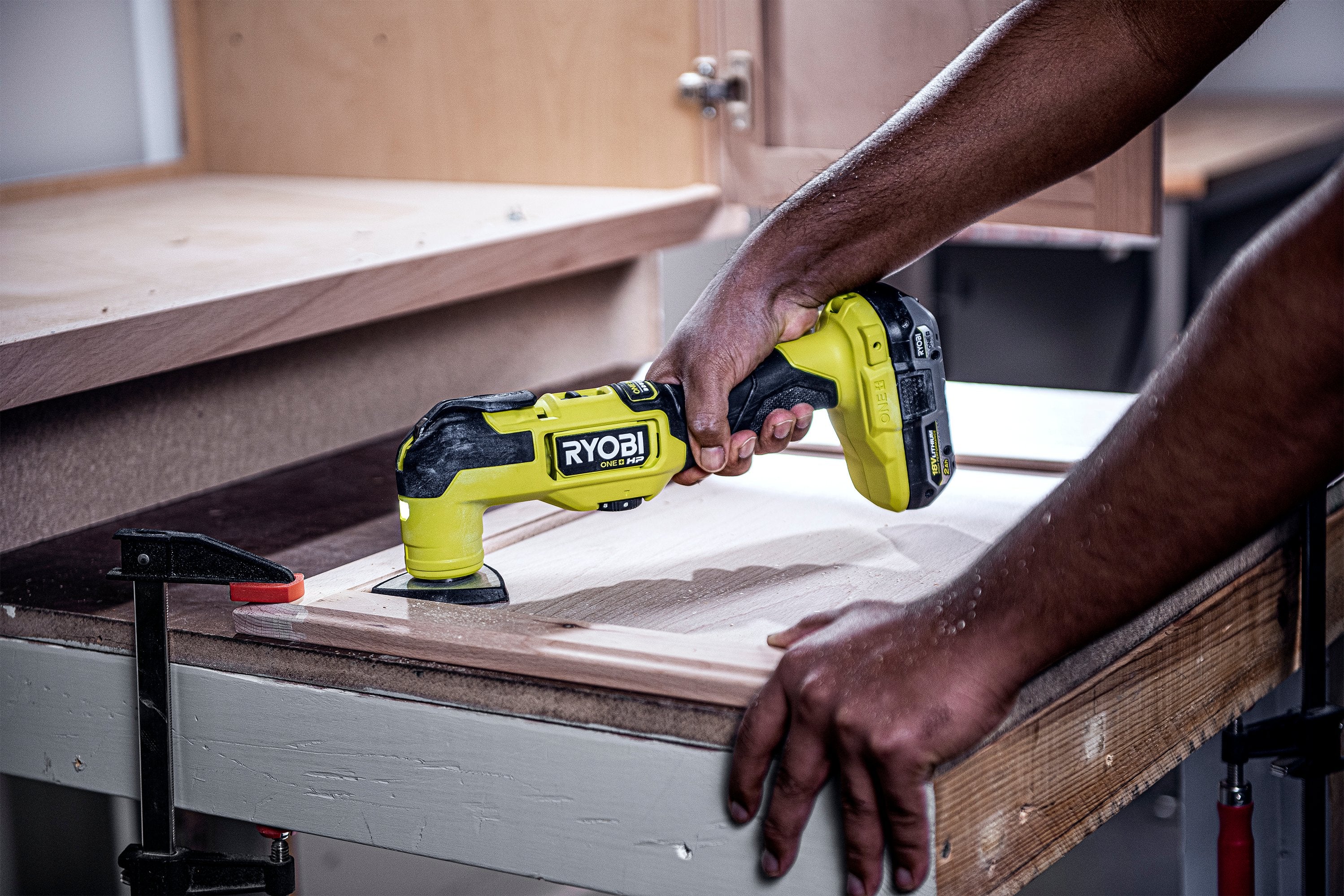 18V ONE+ HP Brushless Multi-Tool - Image 4