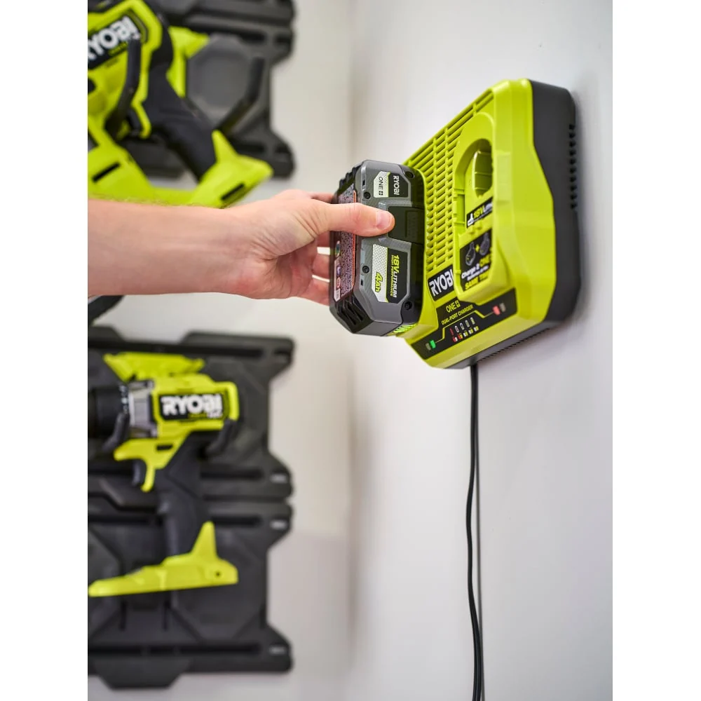 18V ONE+ Dual-Port Simultaneous Charger - Image 3