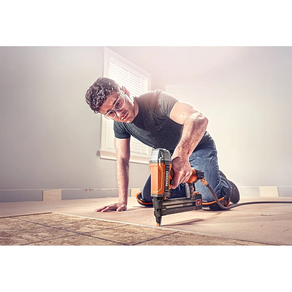 1-1/2" 18 GA Finish Stapler - Image 4